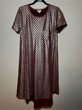 LuLaRoe Carly Burgundy Metallic Geometric High-Low T-shirt Dress